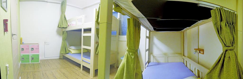 Melon Guesthouse Ciudad Metropolitana de Ciudad Metropolitana de Busan Habitación foto